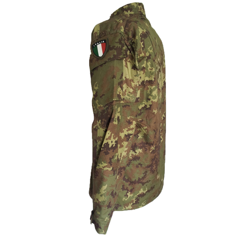 Uniform camouflage planted façade of the Italian army, military ordinance