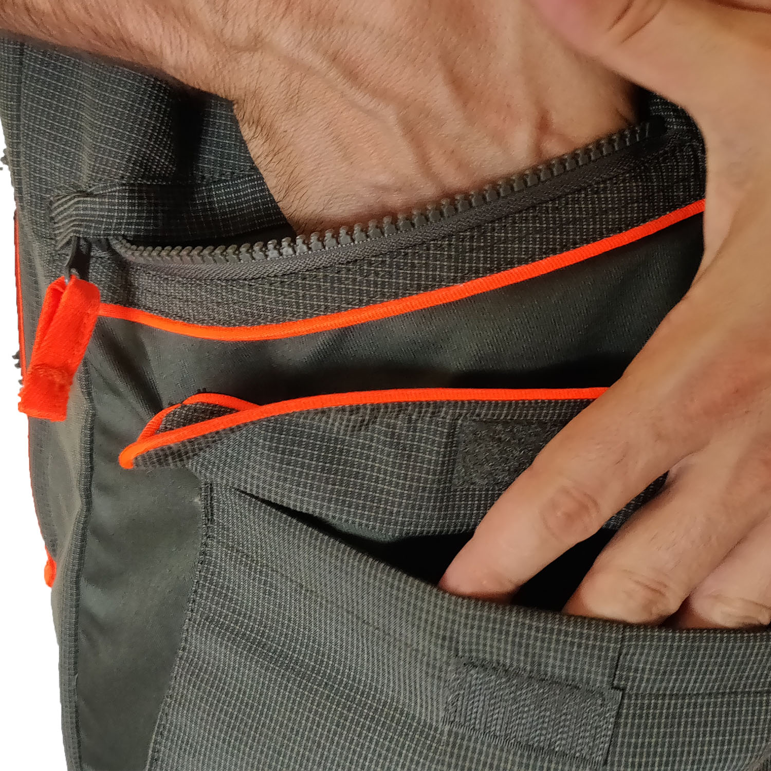Completo caccia gilet pantalone riporti arancio smanicato uomo