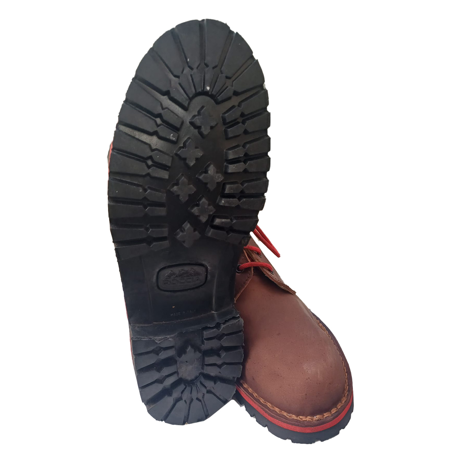 Scarpe scarponi anfibi cuoio vacchetta suola in gomma montagna escursioni