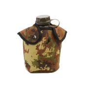 Water bottle of plastic with a thermal liner in the color vegetated