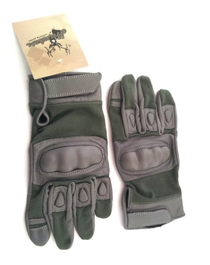 Guanto grigio verde antistrappo e nomex