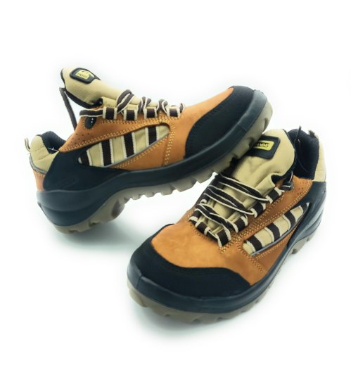 Scarpa antinfortunistica panda bassa S1 made in italy suola in PU/TPU antiscivolo antistatica ed anti-torsione Tomaia in nabuk con inserti rifrangenti max sicurezza
