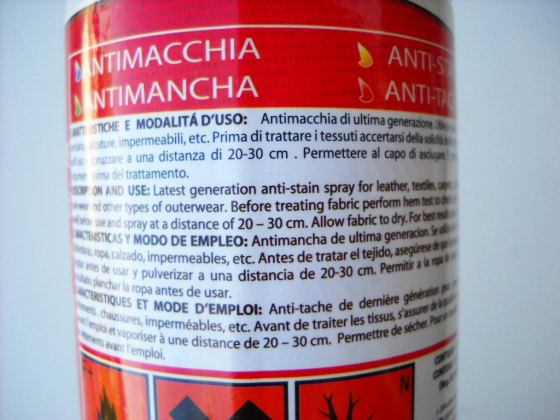 Spray smacchiatore bomboletta macchie sporco abiti vestiti antimacchia