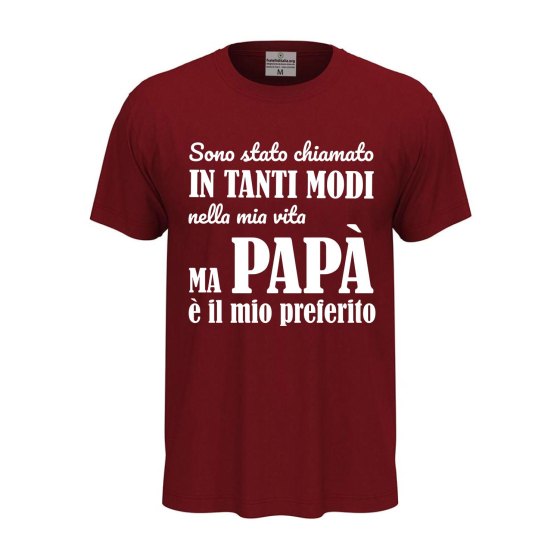 T-shirt classica stampa "Papa' è il migliore", idea regalo disponibile compleanno padre figlio