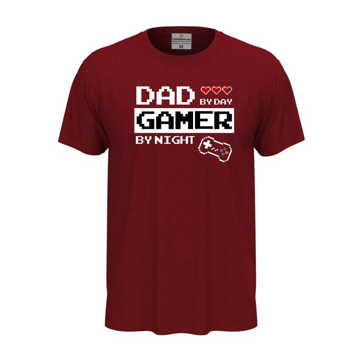 T-shirt classica manica corta con stampa "GAMER DAD", idea regalo gioco papa' compleanno