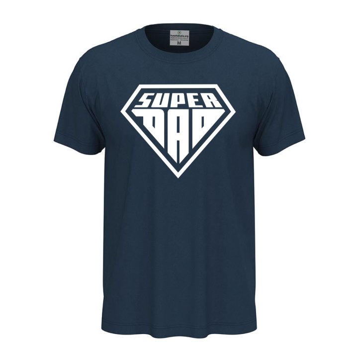 Short-sleeved T-shirt with "SUPER DAD" print, a fun gift idea for dads at birthday parties.
